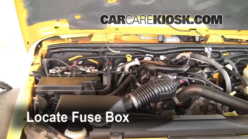 2008 Jeep Wrangler Unlimited Rubicon 3.8L V6 Fuse (Engine) Check